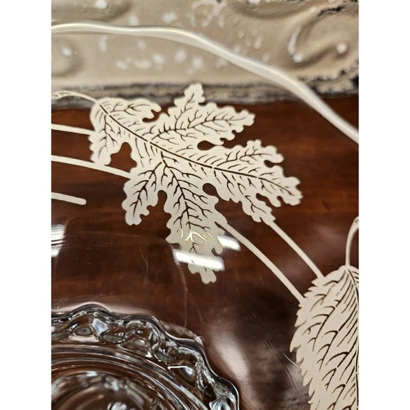 Beautiful Vintage Silver City Glass Serving Platter Silver Inlay Leaves 11" - Picture 8 of 9